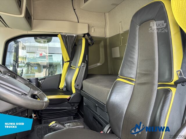 Volvo FH16 750 6x2/4 avec semi-remorque KWB P3 équipée d’une grue Hiab 1185 83 Volvo FH16 750 6x2/4 i.c.m. KWB P3 oplegger met Hiab ...