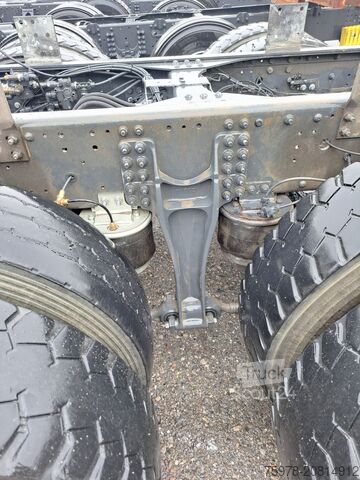 Spezial-LKW IVECO AD410T50