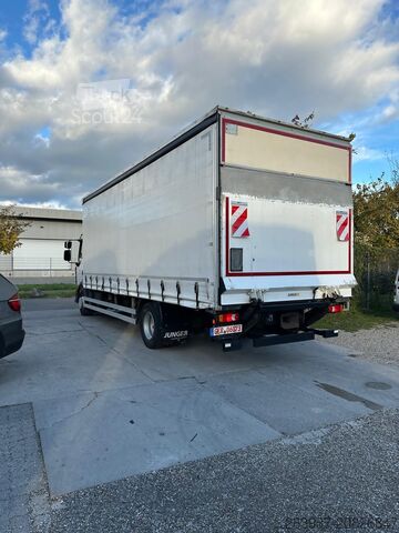 Autocarro con pianale e telone Renault D 16