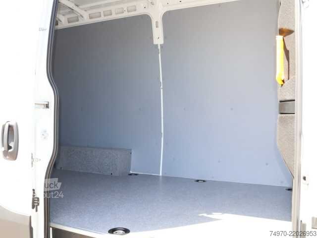 Furgon blaszak Iveco Daily 35S16H3.0A8VY