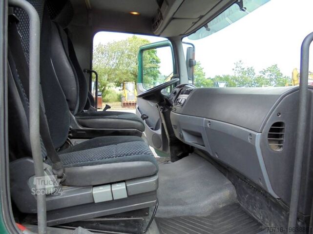 3-sānu pašizgāzējs Mercedes-Benz Atego 818 K