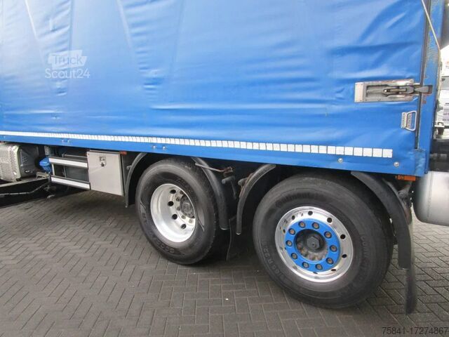 Kranwagen Iveco Stralis 560 STRALIS 260SY  Euro 6 HMF 5020-K3