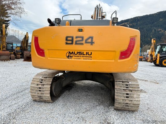 Chain excavator LIEBHERR R 924 LC Schnellwechsler BMT SW2 2x Löffeln