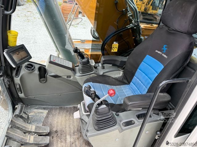 Chain excavator LIEBHERR R 924 LC Schnellwechsler BMT SW2 2x Löffeln