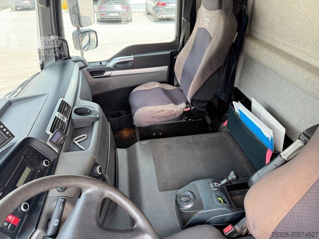 Autocarro con cassone fisso MAN TGM 15.250 ADR Pritsche Ladebordwand