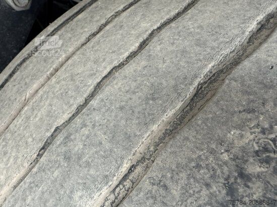 Semirremolque de plataforma baja KRONE 3-ACHS KüHLAUFLIEGER, THERMO KING, DOPPELSTOCK, BLUMENBREITE MIETAUF MöGLICH