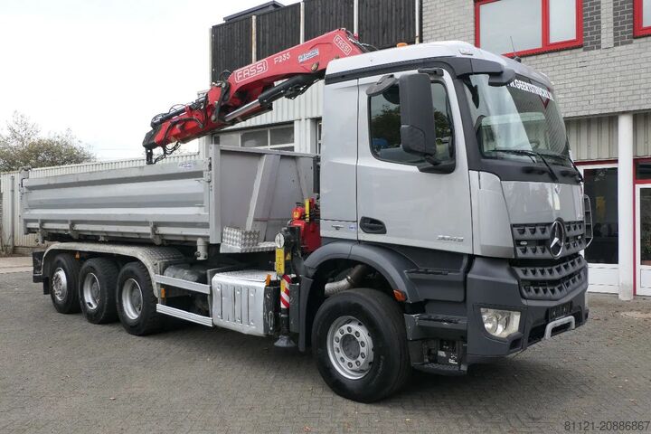 Mercedes-Benz Arocs 3643 | 8X4 Tridem | 3 Side Tipper | Fassi...
