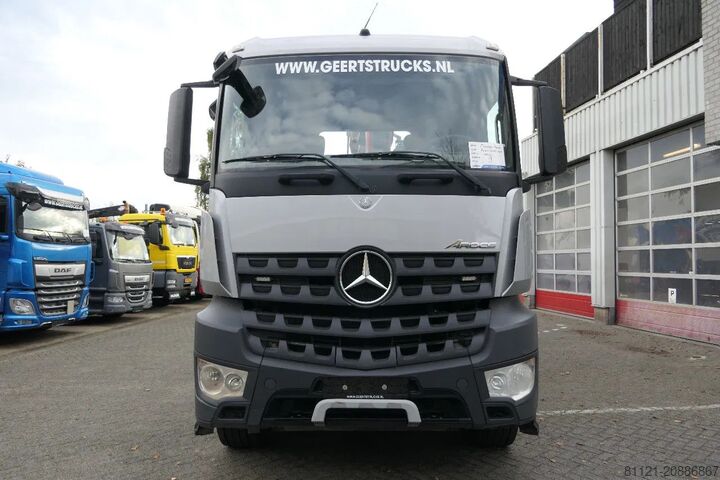  Mercedes-Benz Arocs 3643 | 8X4 Tridem | 3 Side Tipper | Fassi...