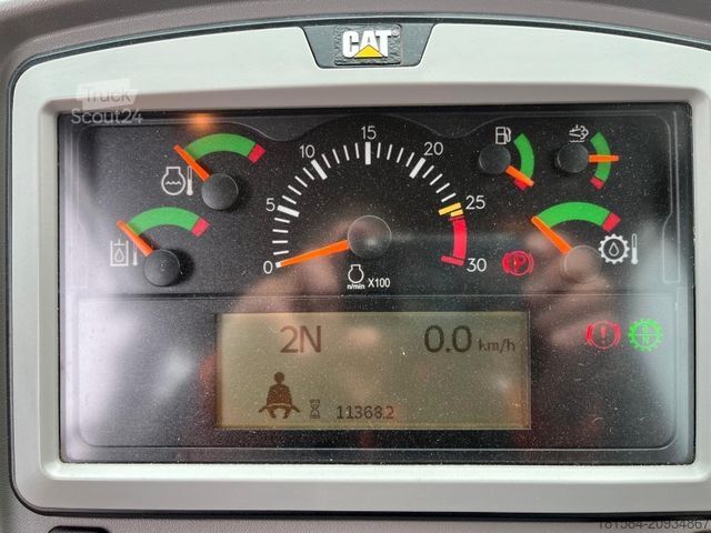 Riteņu iekrāvējs CATERPILLAR 966M