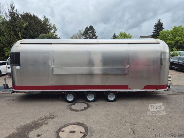 Perävaunu  Silver Buddy 680