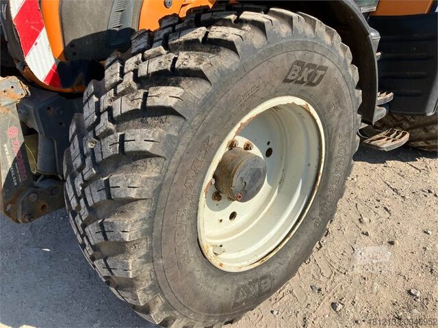 Macchina agricola VALTRA N122 Direct