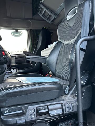 Nákladné vozidlo na nebezpečné materiály DAF XF480 FT Voll ADR mit Kompressor 