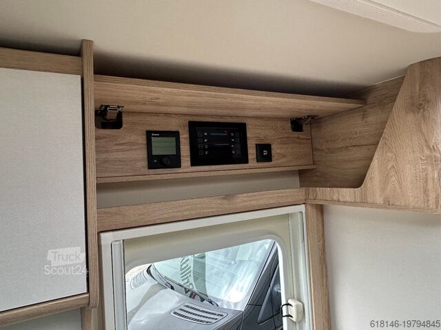 Halvintegrerad husbil EURA MOBIL PROFILA T 695 EB CAM PANO SD KAM LM