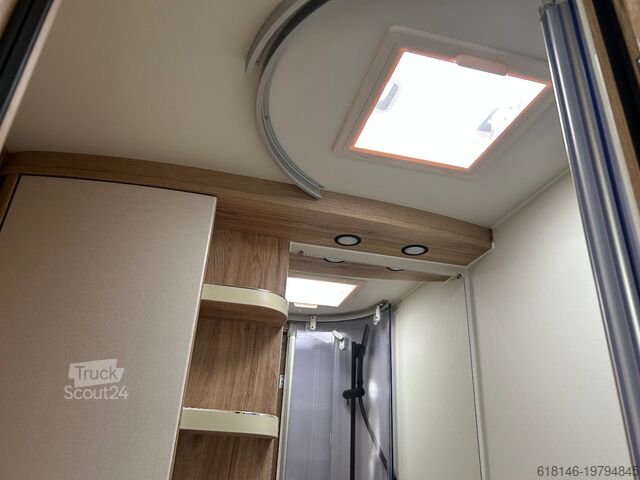 Halvintegrerad husbil EURA MOBIL PROFILA T 695 EB CAM PANO SD KAM LM