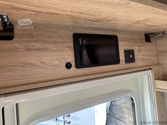 Halvintegrerad husbil EURA MOBIL XTURA 686 EF | WAB