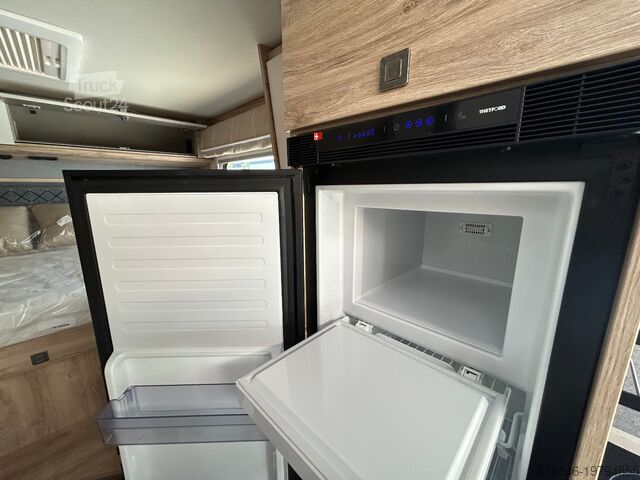 Halvintegrerad husbil EURA MOBIL XTURA 686 EF | WAB