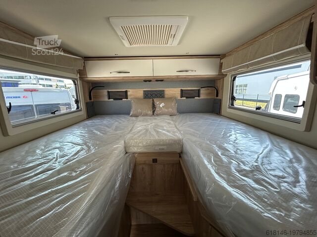 Halvintegrerad husbil EURA MOBIL XTURA 686 EF | WAB