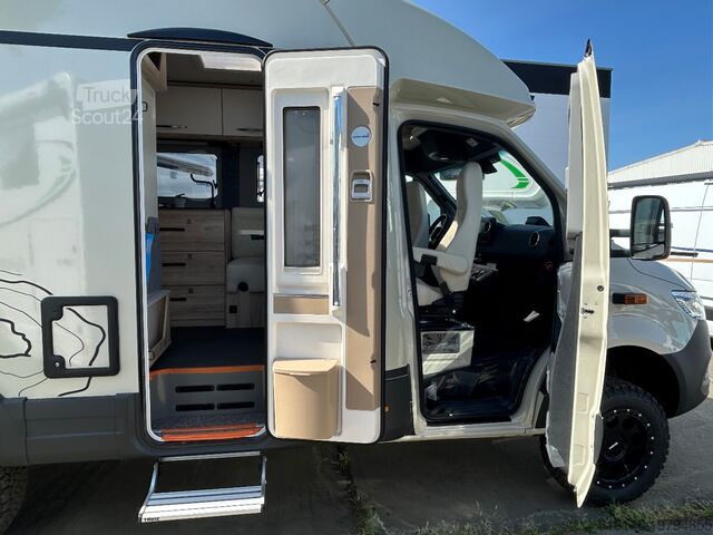 Halvintegrerad husbil EURA MOBIL XTURA 686 EF | WAB