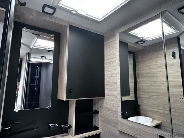 Half-integraal camper CHALLENGER P 250 ETAPE