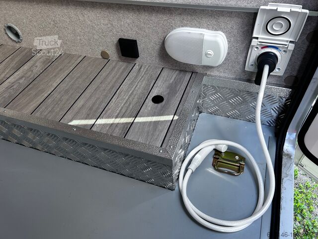 Half-integraal camper FORSTER T 639 LF | WAB ACC CAM NAVI PANO SpurH Winterp.