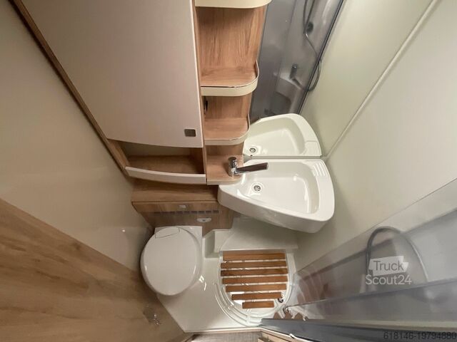 Halvintegrerad husbil EURA MOBIL PROFILA T 696 EB MONDIAL P. LITHIUM+SOLAR+SAT/TV