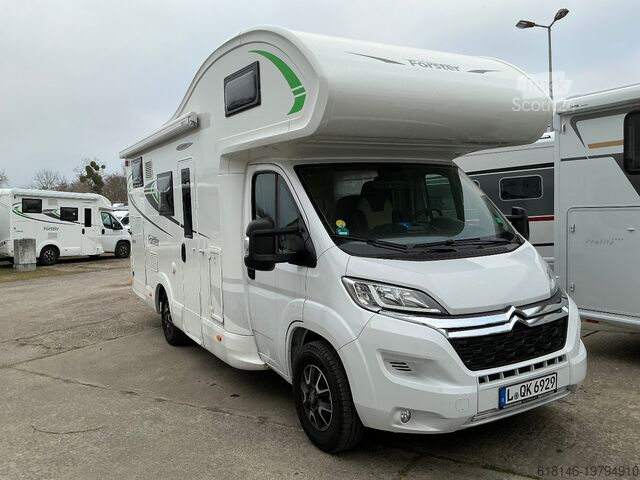 Alkoof camper FORSTER A 699 HB Comfort Line Winterpaket, Radio mit DAB