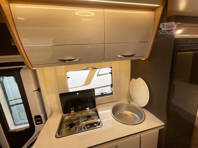 Alkoof camper FORSTER A 699 HB Comfort Line Winterpaket, Radio mit DAB