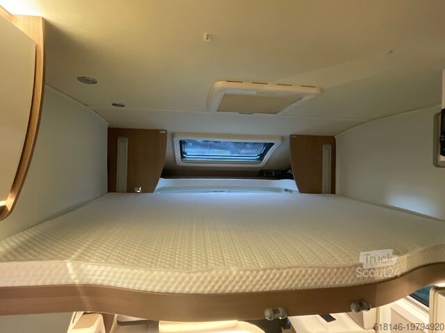 Semi-integrated camper BUERSTNER LYSEO TD 690 G NAVI / SOLAR / KLIMA / FAHRTRÄ