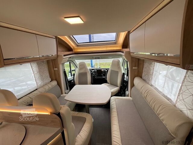 Halvintegrerad husbil EURA MOBIL PROFILA RS 675 SB DACHKLIMA/NAVI/RÜCK/MARKISE