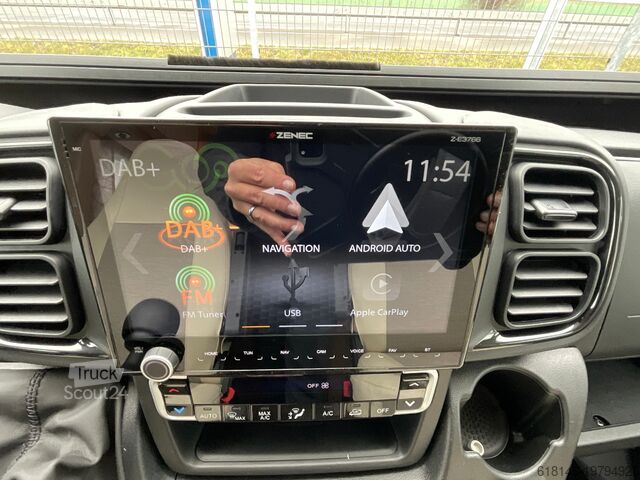 Halvintegrerad husbil EURA MOBIL PROFILA RS 675 SB DACHKLIMA/NAVI/RĂCK/MARKISE