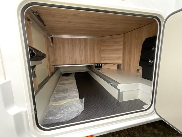 Halvintegrerad husbil EURA MOBIL PROFILA RS 675 SB DACHKLIMA/NAVI/RÜCK/MARKISE