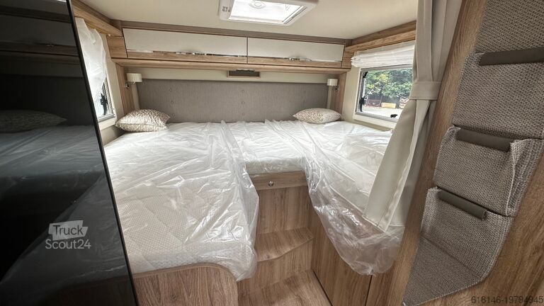 Halvintegrerad husbil EURA MOBIL PROFILA T 676 EB MAXI 4,4 t / Mondial Plus