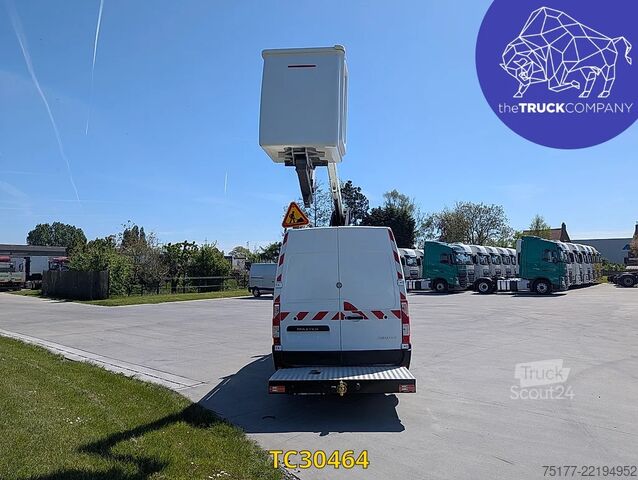 Emelőplatform Renault Master 145.35 nacelle klubb