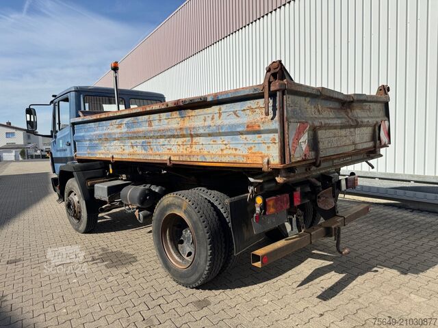 Three-sided tipper truck Mercedes-Benz 1314 K 4x2 1314 K 4x2, 6-Zylinder Motor, 2x AHK