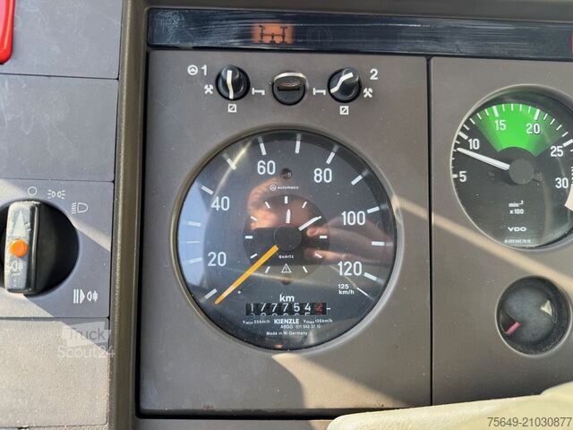 Three-sided tipper truck Mercedes-Benz 1314 K 4x2 1314 K 4x2, 6-Zylinder Motor, 2x AHK