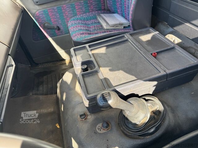 Three-sided tipper truck Mercedes-Benz 1314 K 4x2 1314 K 4x2, 6-Zylinder Motor, 2x AHK