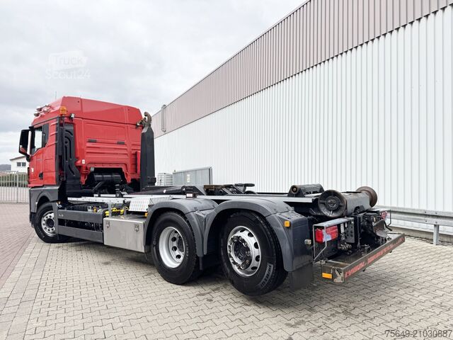 Haakarm vrachtwagen MAN TGX 26.470 6X2-4 BL TGX 26.470 6X2-4 BL, VDL 21-S 6200 Abrollkipper bis 7 m, , Lenk-/Liftachse, XLX-Fahrerhaus, Funk