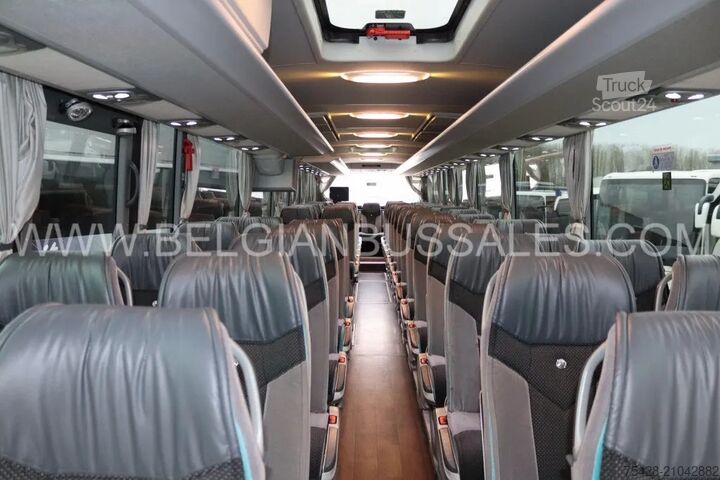 Touringcar Mercedes Tourismo 17RHD / Full options / Lift