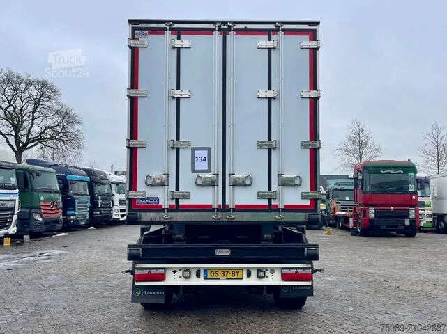 Transport réfrigéré/congélé Pacton LZV    Sliding chassis for 2nd trailer connecti...