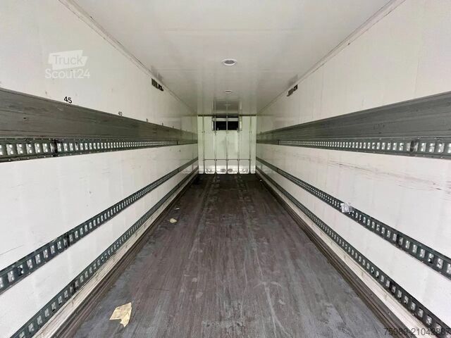 Transport réfrigéré/congélé Pacton LZV    Sliding chassis for 2nd trailer connecti...