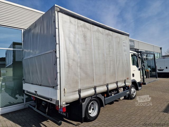 Függönyös furgon MAN TGL 8.190 L Aut/Schiebepl. li + re /AC/43  TKM