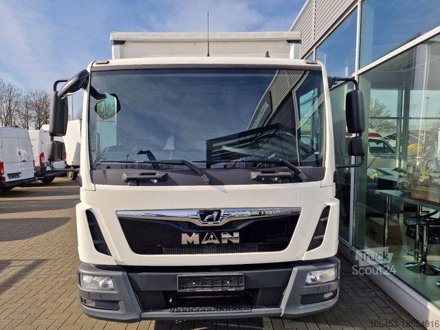 Függönyös furgon MAN TGL 8.190 L Aut/Schiebepl. li + re /AC/43  TKM