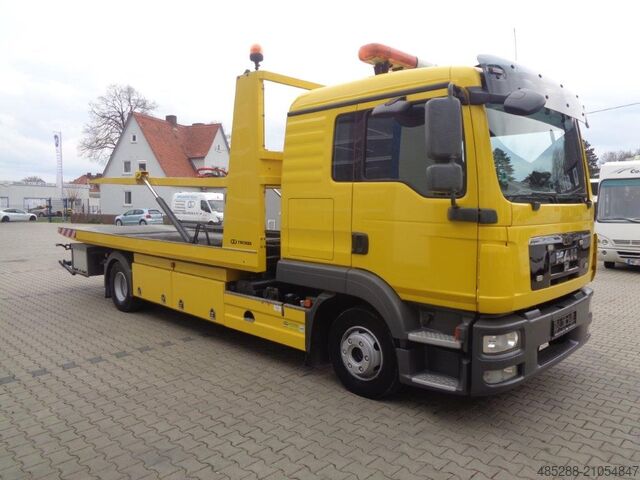 Camion transportator de autoturisme MAN TGL 12.250