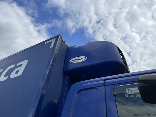 Transport frigorifique Scania P 230 B 4X2 Carrier Supra 950 / Automatic / 2 C...