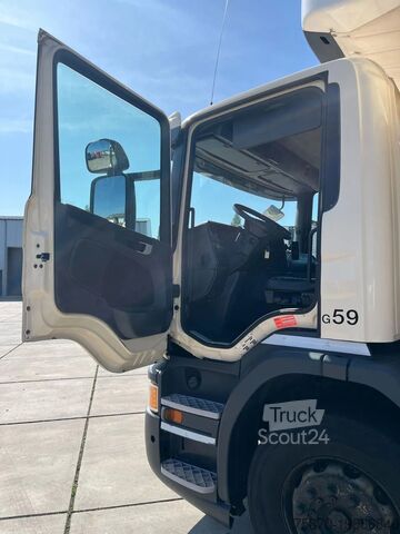 Transporte refrigerado/congelado Scania P250