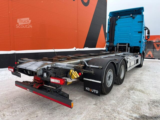 Transport av containrar Volvo FH 500 6x2 9 TON FRONT AXLE / RETARDER