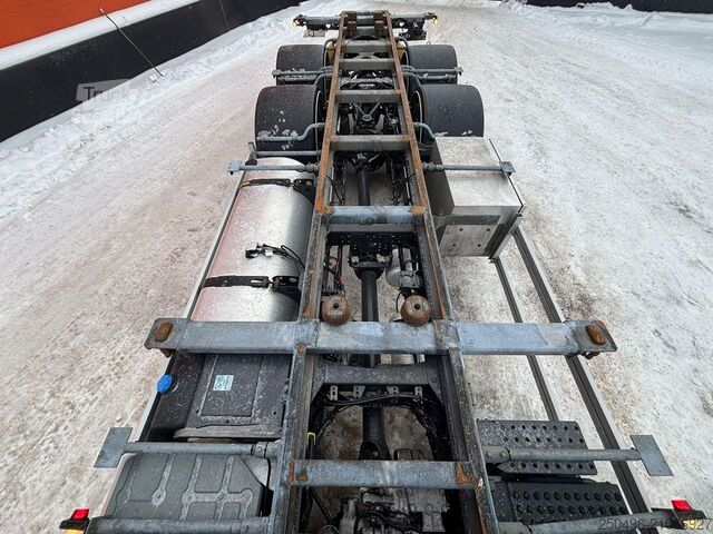 Transport av containrar Volvo FH 500 6x2 9 TON FRONT AXLE / RETARDER