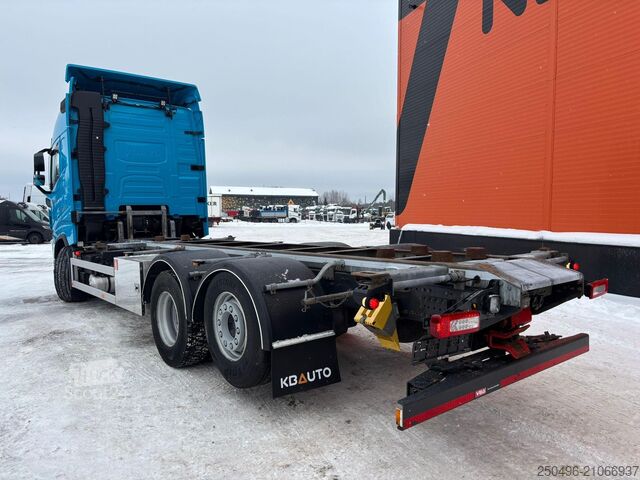 Podwozie z kabiną Volvo FH 500 6x2 FOR SALE AS CHASSIS / 9 TON FRONT AX...