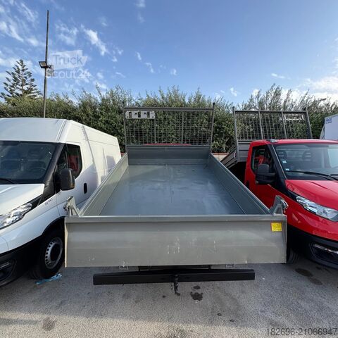 Kasa kamyoneti Iveco Daily Ribaltabile