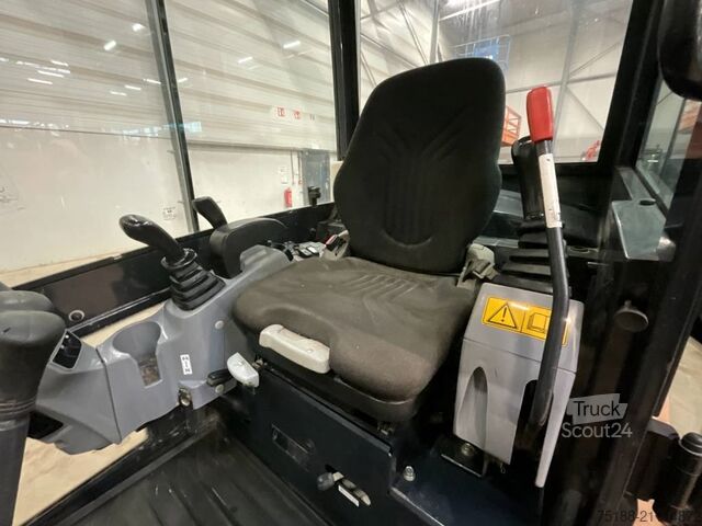 Minikoparka Kubota KX 018-4